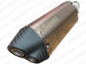 EXOSTO AKRAPOVIC TIPO 6 LADOS DOBLE SALIDA PLATA (ACC1344)